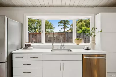 41 Mount Foraker Drive, San Rafael, CA 94903 - Photo 19