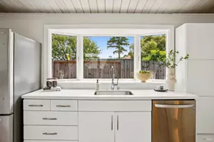 41 Mt Foraker Dr, San Rafael, CA 94903 - Photo 19