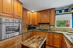 132 Mountain Vista Cir, Santa Rosa, CA 95409 - Photo 13
