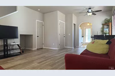 1416 Tammy Way, Santa Rosa, CA 95401 - Photo 3