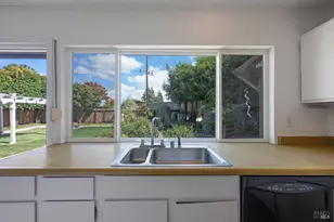 1008 Santa Clara Ln, Petaluma, CA 94954 - Photo 15