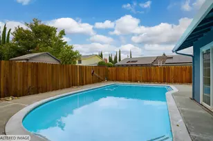 349 Royal Oaks Dr, Vacaville, CA 95687 - Photo 25