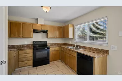 1792 Enterprise Drive, Fairfield, CA 94533 - Photo 11