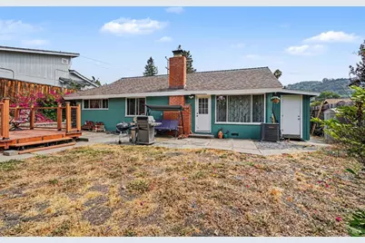 2455 Hermosa Street, Pinole, CA 94564 - Photo 27