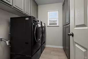638 Decanter Cir, Windsor, CA 95492 - Photo 31