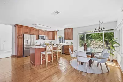 180 Carlisle Way, Benicia, CA 94510 - Photo 5