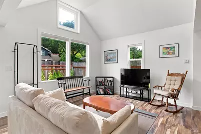 17452 Orchard Avenue, Guerneville, CA 95446 - Photo 5