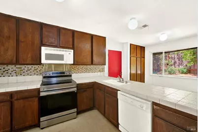 120 Parkhaven Drive, Vallejo, CA 94591 - Photo 15