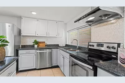 79 Billou Street, San Rafael, CA 94901 - Photo 17