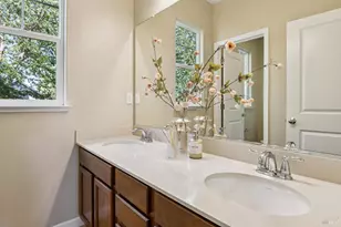1688 Southview Dr, Petaluma, CA 94954 - Photo 43