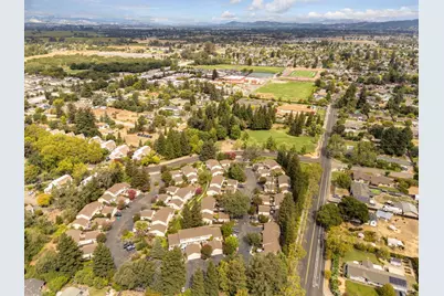 1618 Yardley Street, Santa Rosa, CA 95403 - Photo 19
