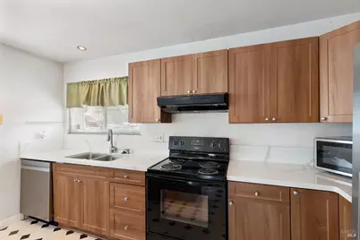 107 Normandy Drive, Vacaville, CA 95687 - Photo 11