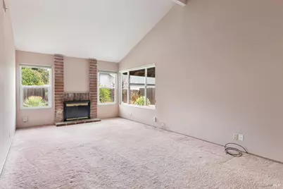 107 Normandy Drive, Vacaville, CA 95687 - Photo 5