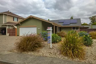 107 Normandy Dr, Vacaville, CA 95687 - Photo 1