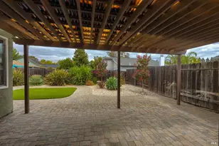 107 Normandy Dr, Vacaville, CA 95687 - Photo 29