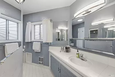 2490 Main Street, Napa, CA 94558 - Photo 35