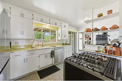 2490 Main Street, Napa, CA 94558 - Photo 11