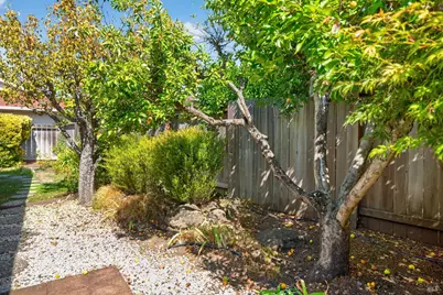 8940 Oakmont Drive, Santa Rosa, CA 95409 - Photo 55