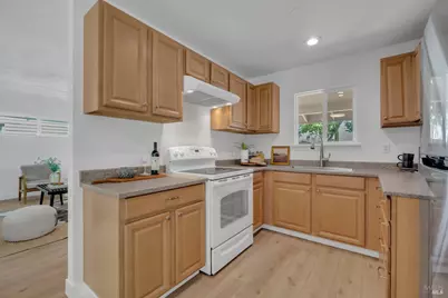 360 Markham Avenue, Vacaville, CA 95688 - Photo 7
