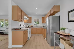 360 Markham Ave, Vacaville, CA 95688 - Photo 7