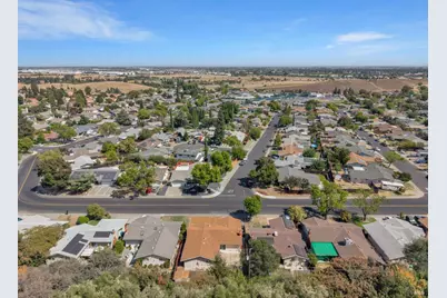 360 Markham Avenue, Vacaville, CA 95688 - Photo 33