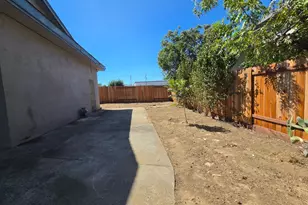 2124 Beard Ct, Vacaville, CA 95688 - Photo 17
