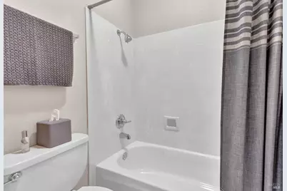 2410 High Pointe Court, Fairfield, CA 94534 - Photo 35