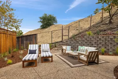 116 Portsmouth Drive, Novato, CA 94949 - Photo 9