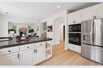 116 Portsmouth Drive, Novato, CA 94949 - Photo 17