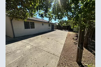 484 Basalt Drive, Vallejo, CA 94589 - Photo 7