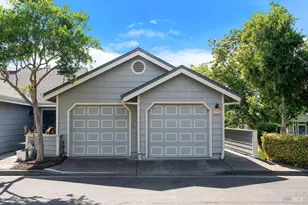 2123 Stonefield Ln, Santa Rosa, CA 95403 - Photo 3
