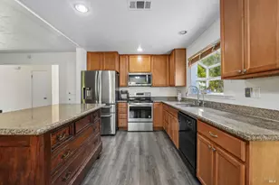 600 Shannon Dr, Suisun City, CA 94585 - Photo 19