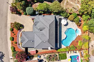 421 Greens Dr, Healdsburg, CA 95448 - Photo 39