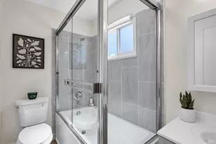 2431 Oceanic Dr, Fairfield, CA 94533 - Photo 17