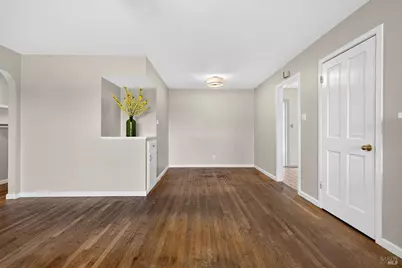 652 Corlano Avenue, Santa Rosa, CA 95404 - Photo 3