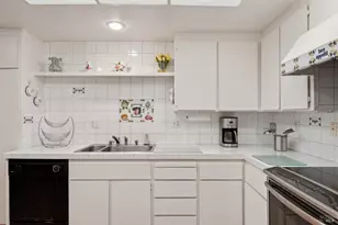 37 Prairie Falcon Dr, Novato, CA 94949 - Photo 23