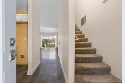 971 Hacienda Circle, Rohnert Park, CA 94928 - Photo 5