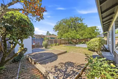 1023 Michigan Drive, Santa Rosa, CA 95405 - Photo 19