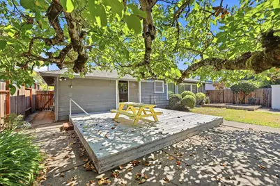 1023 Michigan Drive, Santa Rosa, CA 95405 - Photo 17