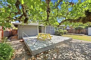1023 Michigan Dr, Santa Rosa, CA 95405 - Photo 17