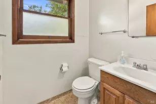 1023 Michigan Dr, Santa Rosa, CA 95405 - Photo 15