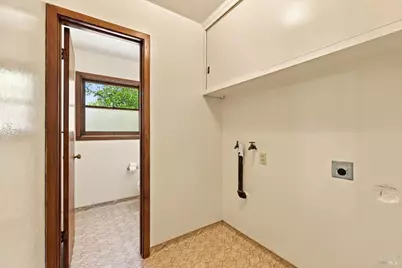 1023 Michigan Drive, Santa Rosa, CA 95405 - Photo 7