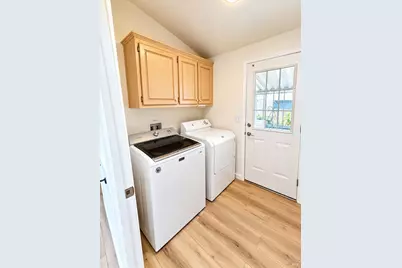 324 Aileen Avenue, Santa Rosa, CA 95407 - Photo 11