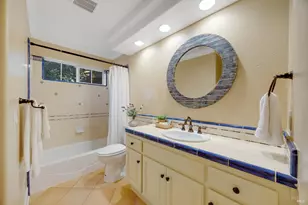 2 Fullerton Ln, Petaluma, CA 94952 - Photo 47