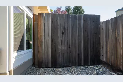 606 Sunnyvale Place, Vacaville, CA 95687 - Photo 53