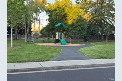 606 Sunnyvale Place, Vacaville, CA 95687 - Photo 67