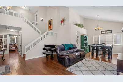606 Sunnyvale Place, Vacaville, CA 95687 - Photo 9