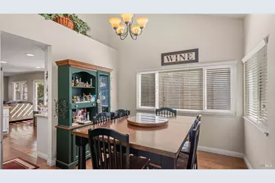 606 Sunnyvale Place, Vacaville, CA 95687 - Photo 13