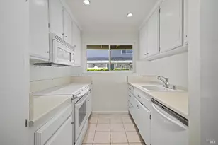 70 Belvedere Ct, Napa, CA 94559 - Photo 5