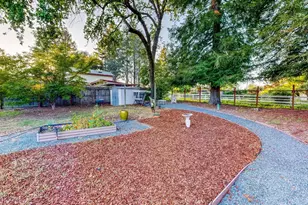 2142 Laguna Rd, Santa Rosa, CA 95401 - Photo 71